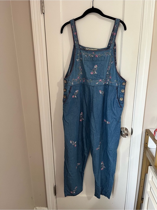 Vintage Pants - Vintage Embroidered Floral Denim Overalls - Cottage Core
